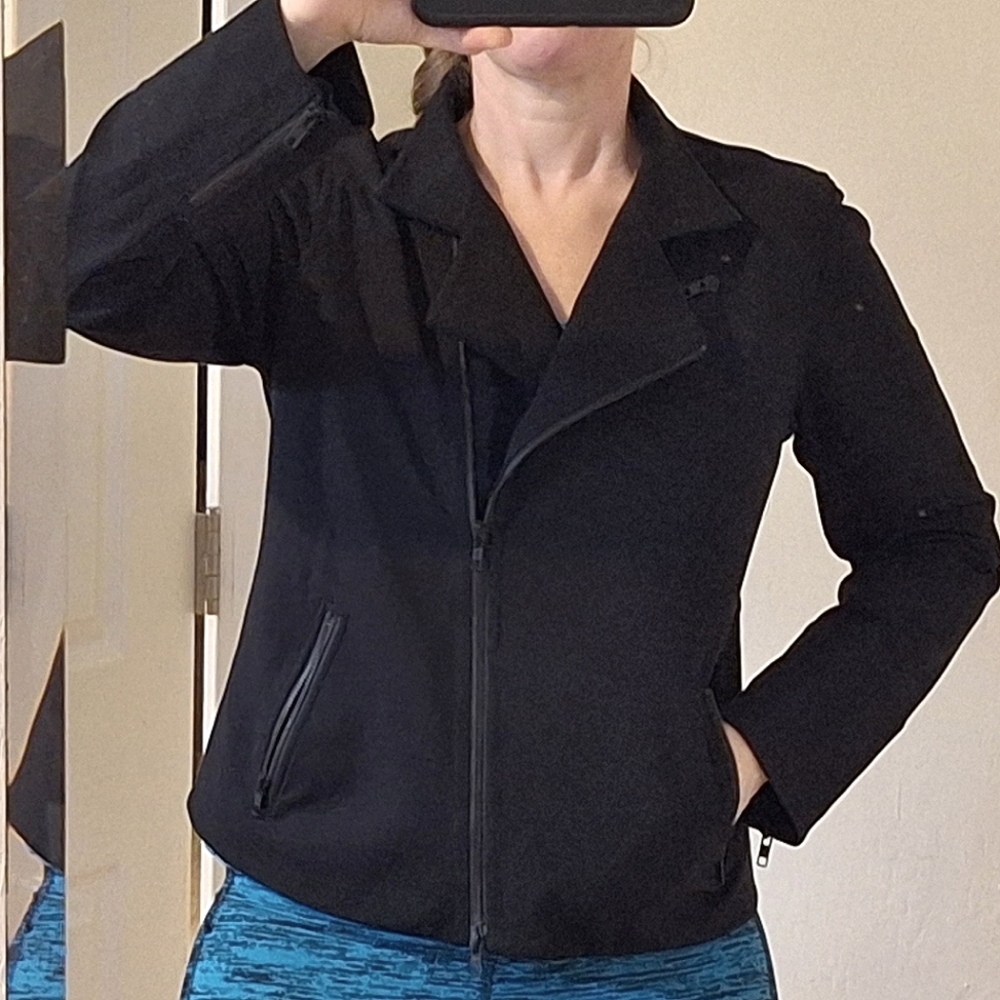🏌‍♀️EILEEN FISHER🤸Long Sleeve Black Jacket/Top